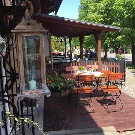 U Namornika-restaurant A * Hukvaldy