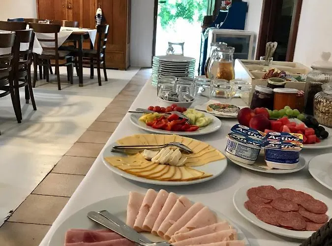 U Námořníka-restaurant A Affittacamere 3*